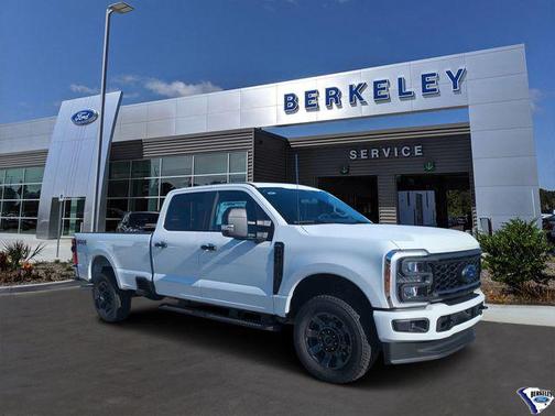 OXFORD WHITE 2026 Ford F-350 XL Truck