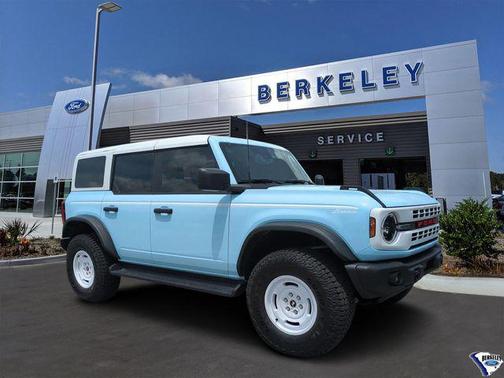 ROBIN'S EGG BLUE 2025 Ford Bronco Heritage Edition