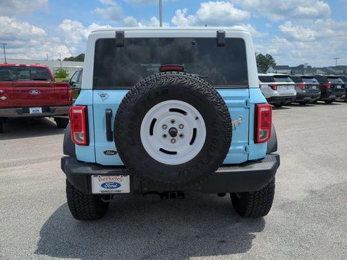 ROBIN'S EGG BLUE 2025 Ford Bronco Heritage Edition