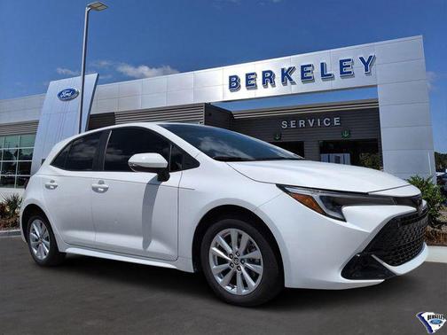 Ice Cap 2024 Toyota Corolla SE