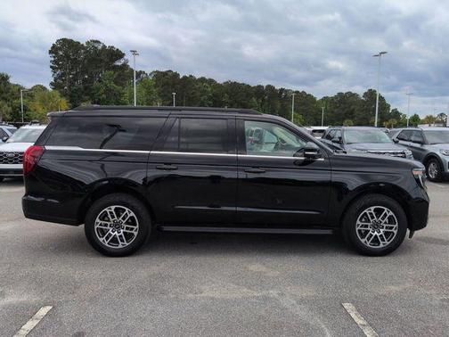 AGATE BLACK METALLIC 2025 Ford Expedition Max Active 4x4