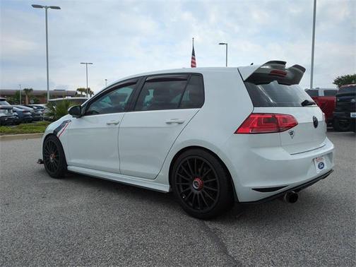 2017 Volkswagen Golf
