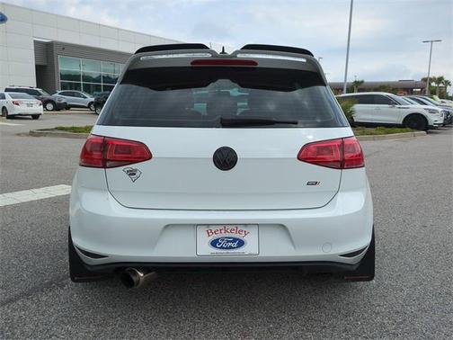 2017 Volkswagen Golf