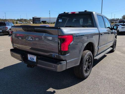 2025 Ford F-150 Lightning XLT