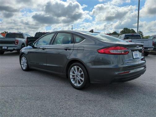 2020 Ford Fusion Hybrid SE
