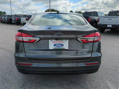 2020 Ford Fusion Hybrid SE