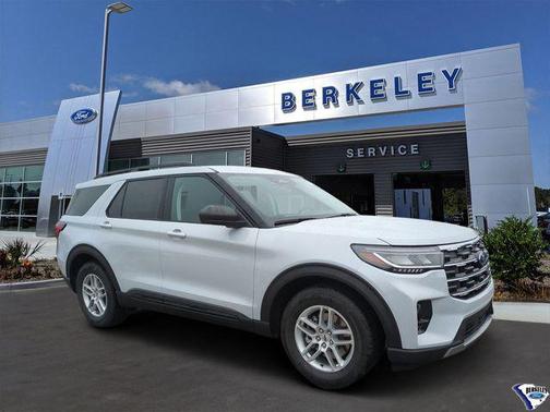 SPACE SILVER 2026 Ford Explorer Active SUV