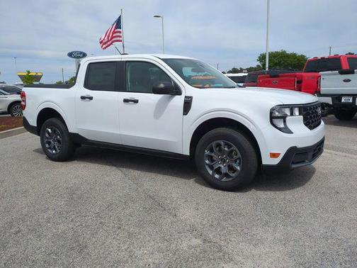 OXFORD WHITE 2026 Ford Maverick XLT