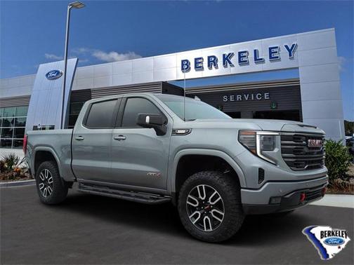 2023 GMC Sierra 1500 AT4