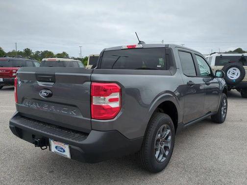 CARBONIZED GRAY METALLIC 2026 Ford Maverick XLT