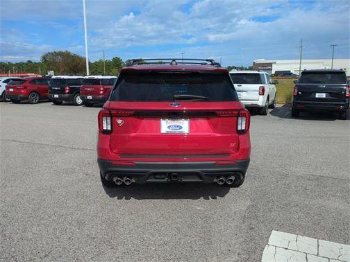 2025 Ford Explorer ST