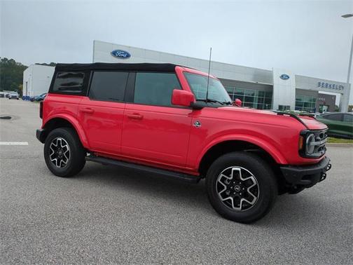 2022 Ford Bronco Outer Banks