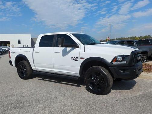 2019 RAM 1500 Classic Warlock Crew Cab 4x4 5'7' Box