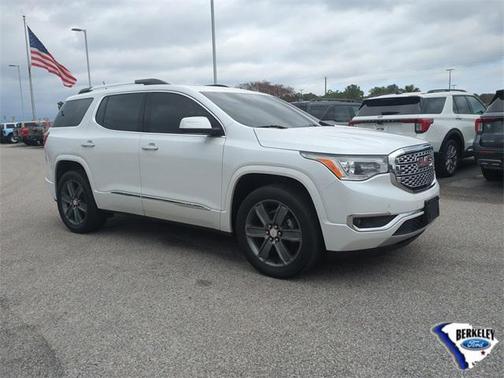2017 GMC Acadia Denali