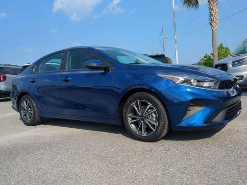 Deep Sea Blue 2023 Kia Forte LXS