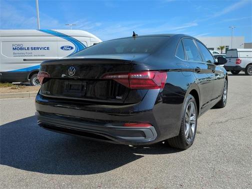 2022 Volkswagen Jetta 1.5T SE