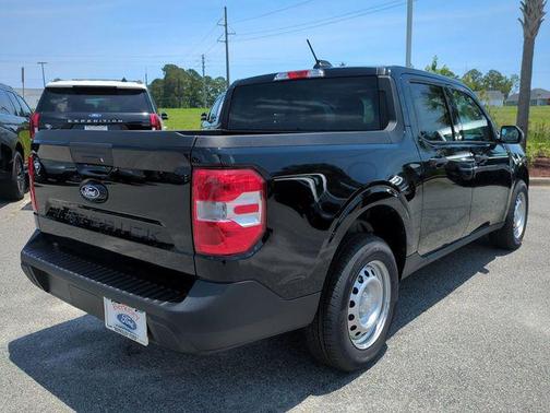 SHADOW BLACK 2026 Ford Maverick XL