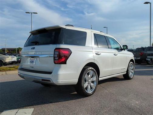 2024 Ford Expedition Platinum