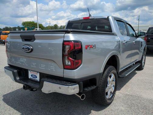 ICONIC SILVER METALLIC 2024 Ford Ranger LARIAT