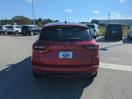 2025 Ford Escape ST-Line Elite