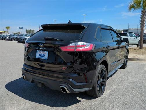 2021 Ford Edge ST