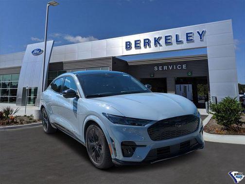 GLACIER GRAY MET TRI-COAT 2025 Ford Mustang Mach-E GT SUV