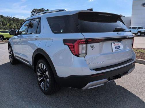 SPACE WHITE METALLIC 2026 Ford Explorer Platinum