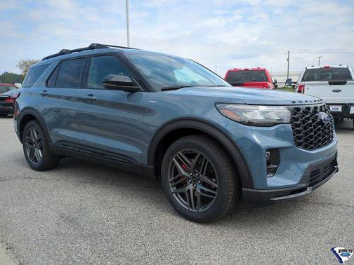 Vapor Blue Metallic 2026 Ford Explorer ST-Line