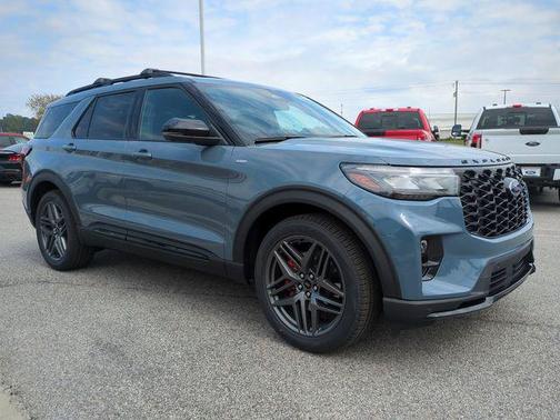 Vapor Blue Metallic 2026 Ford Explorer ST-Line
