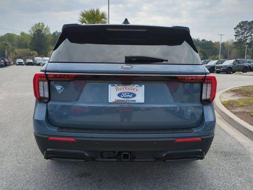 Vapor Blue Metallic 2026 Ford Explorer ST-Line