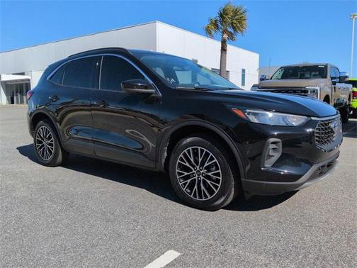 2023 Ford Escape PHEV SE