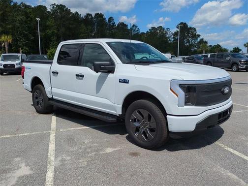 2024 Ford F-150 Lightning XLT