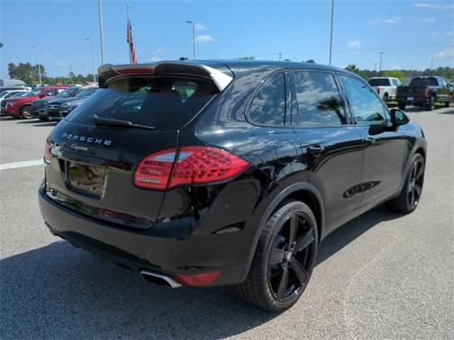 2014 Porsche Cayenne Base