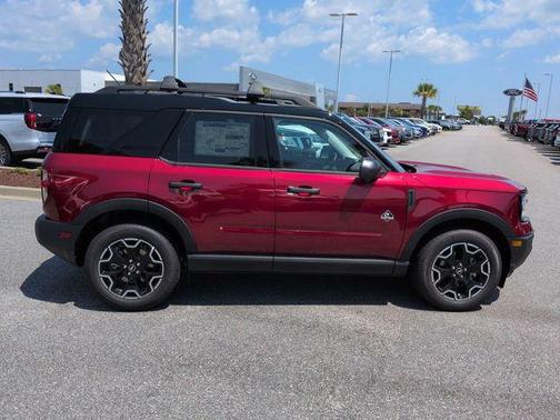 RUBY RED METALLIC TC 2026 Ford Bronco Sport Outer Banks