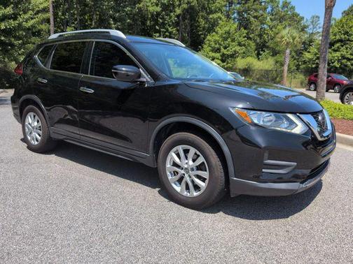 Magnetic Black Pearl 2019 Nissan Rogue SV
