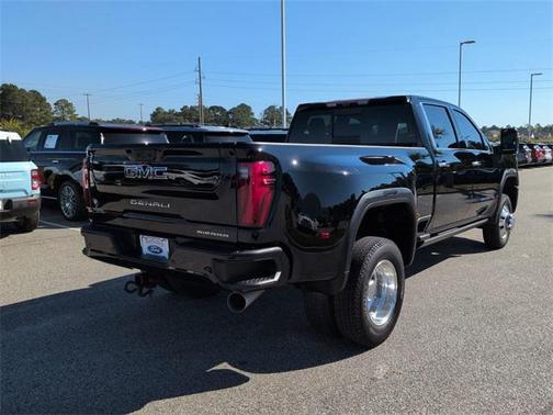 2024 GMC Sierra 3500 Denali