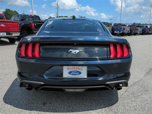 2021 Ford Mustang EcoBoost