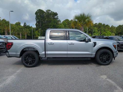 ICONIC SILVER METALLIC 2026 Ford F-150 Lariat