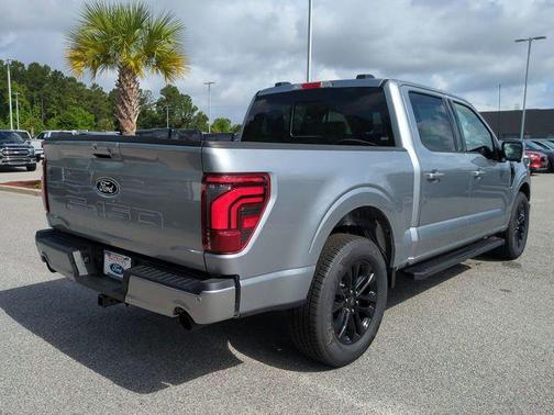 ICONIC SILVER METALLIC 2026 Ford F-150 Lariat
