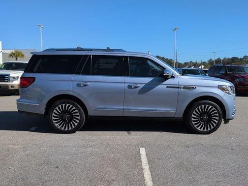 2021 Lincoln Navigator Black Label