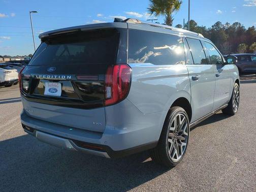 GLACIER GRAY MET TRI-COAT 2026 Ford Expedition Max Platinum