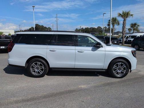 SPACE SILVER METALLIC 2025 Ford Expedition Max Active 4x4