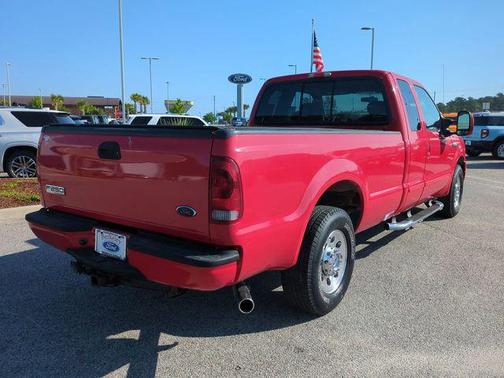 Red Clearcoat 2006 Ford F-250 XLT