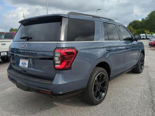 BLUE TINTED CLEARCOAT 2023 Ford Expedition Limited