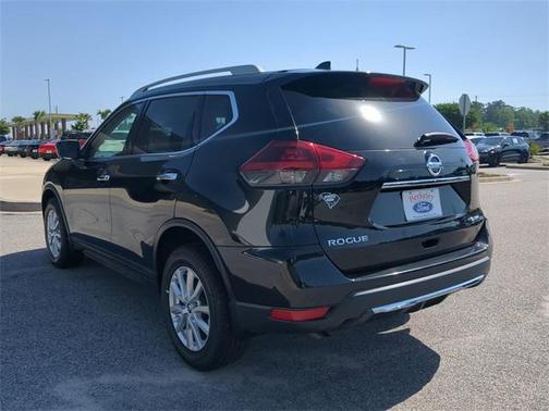 2020 Nissan Rogue S