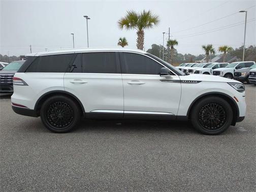 2021 Lincoln Aviator Standard