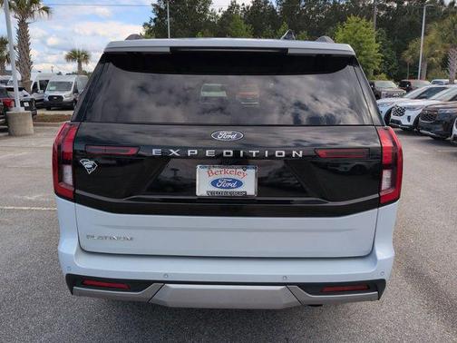 SPACE SILVER METALLIC 2025 Ford Expedition Platinum