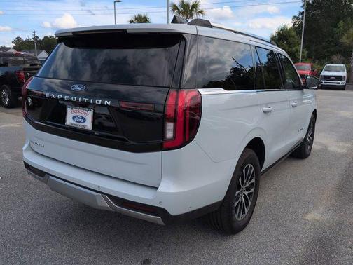 SPACE SILVER METALLIC 2025 Ford Expedition Platinum