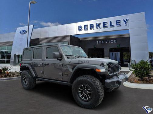 Granite Crystal Metallic Clearcoat 2025 Jeep Wrangler Willys