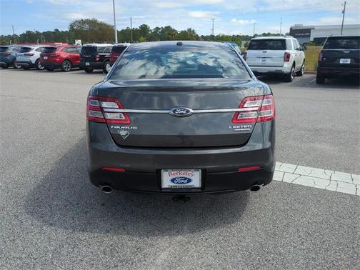 2018 Ford Taurus Limited